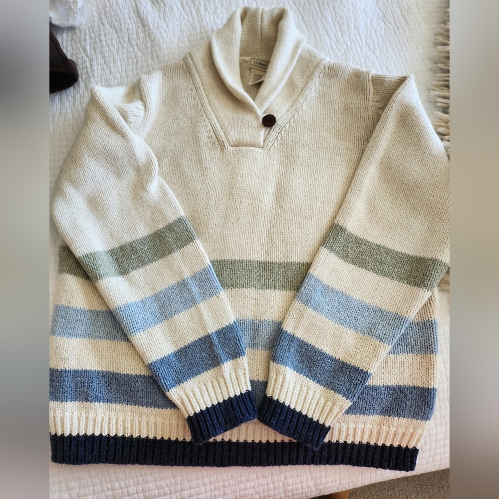 L.L.Bean Cotton and Wool Sweater - Picture 2 of 8